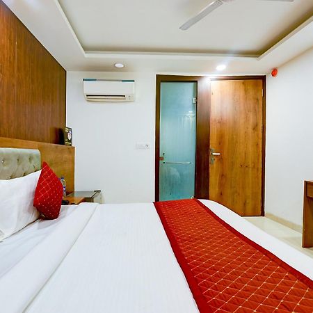Glory Inn Near Delhi International Airport نيودلهي المظهر الخارجي الصورة